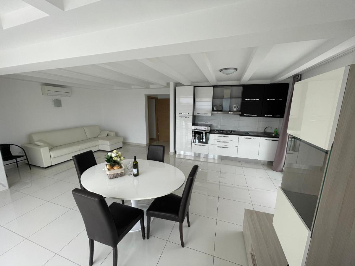 Villa Cube Премантура Экстерьер фото